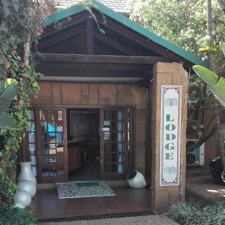 Waterside Lodge Cc Piet Retief Exterior photo